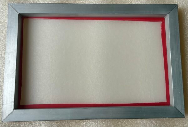 Am aluminum 8x12" silkscreen with white colored mesh